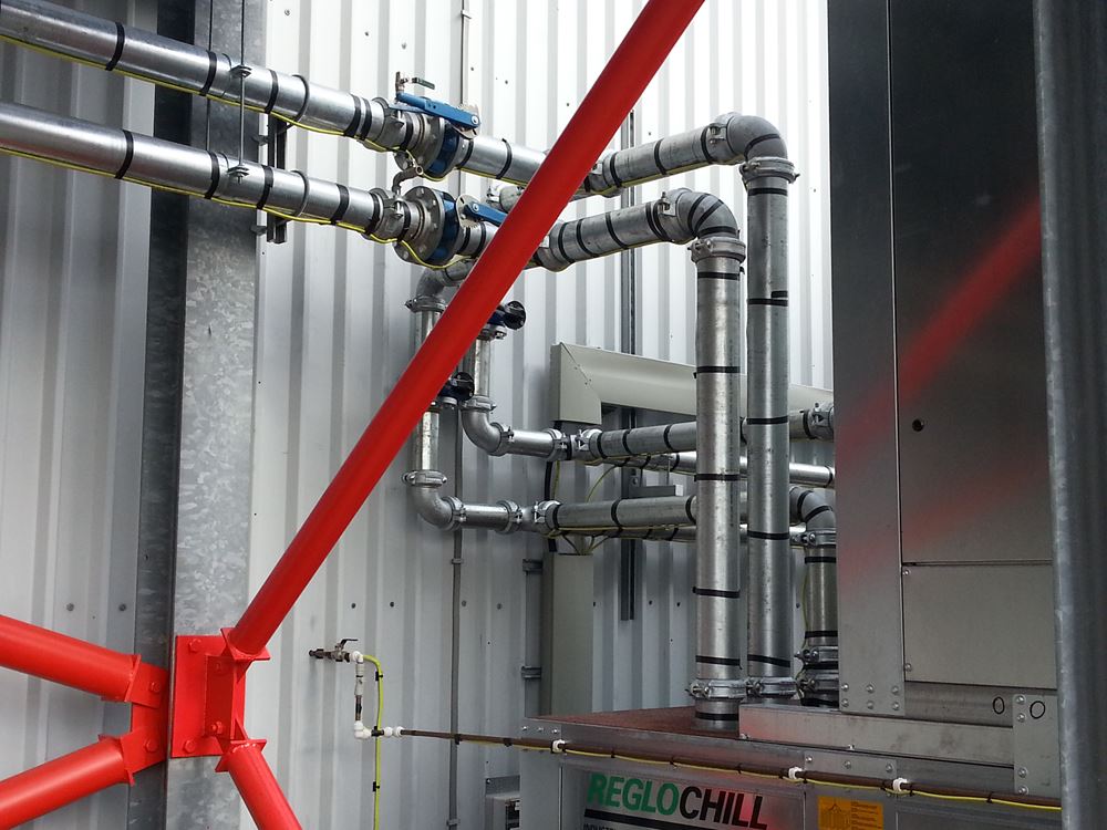 Large chiller installed at John Guest Pipe Fittings in West Drayton (4)